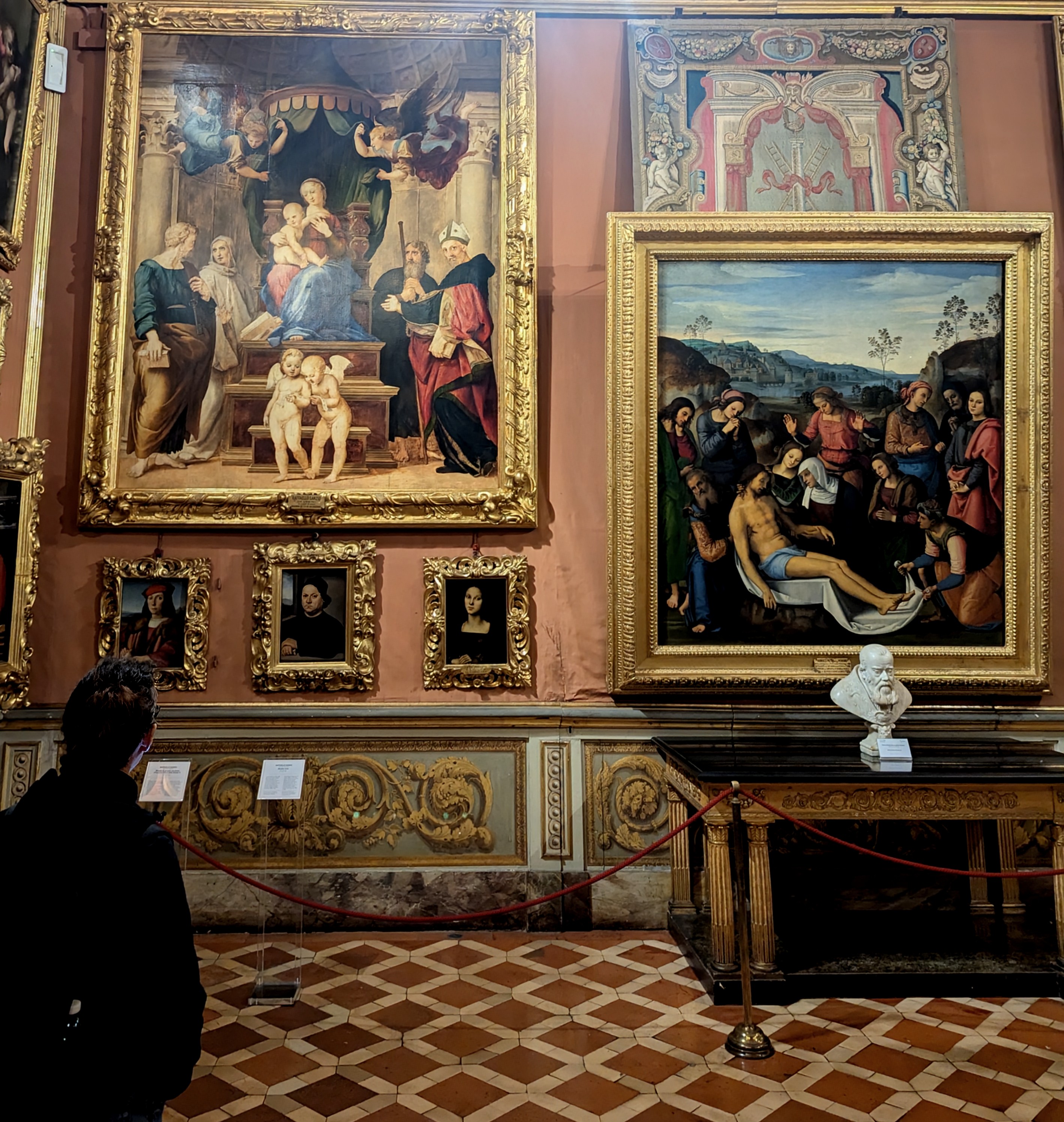 La Madonna del Baldacchino di Raffaello torna a casa: in 'tour' da oltre un anno, è di nuovo visibile a Palazzo Pitti (Fonte foto Gallerie degli Uffizi)