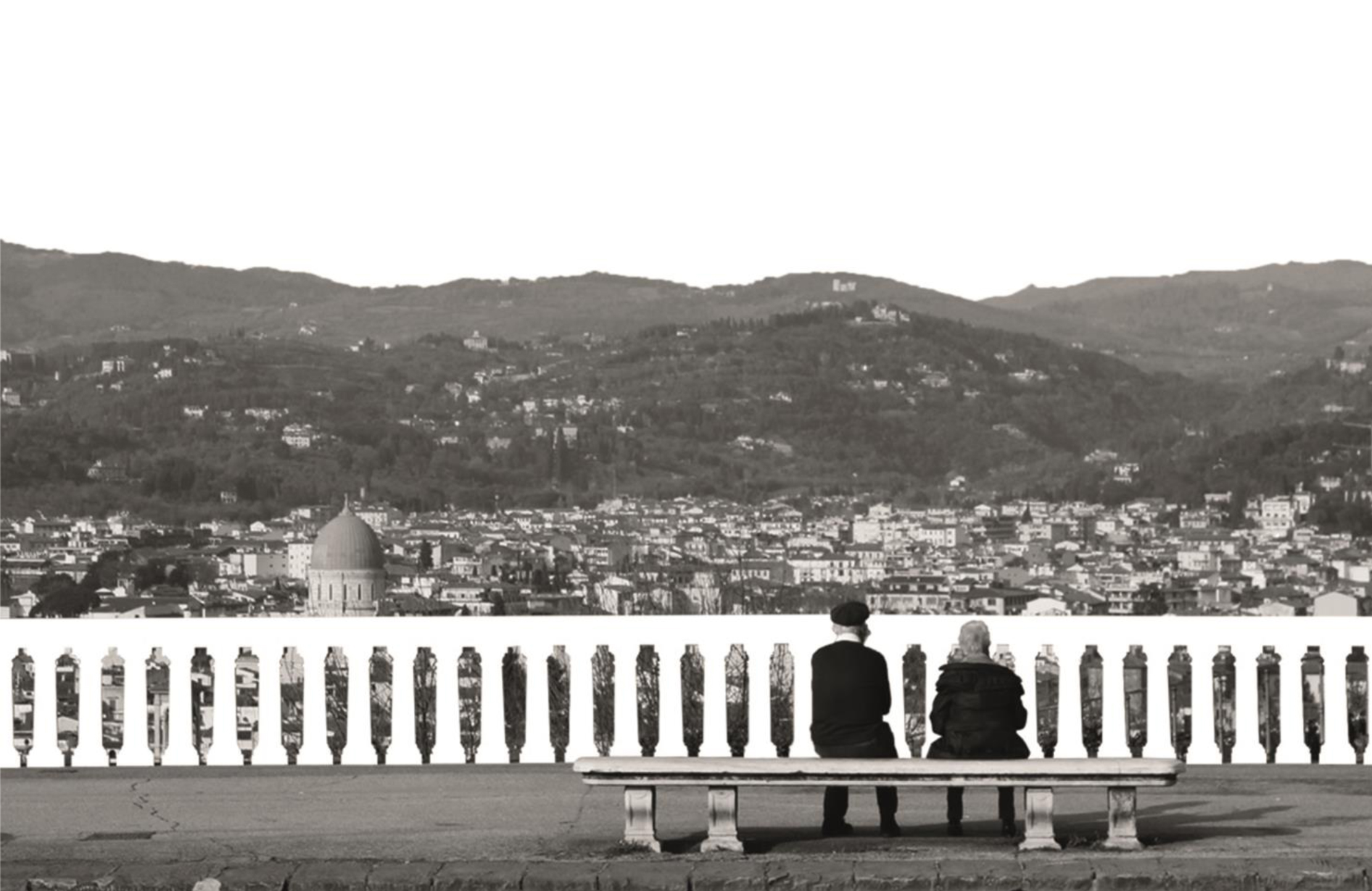 Solidarietà, dai disegni dei bambini alla coppia di anziani che ammira la città: Firenze in 12 scatti per il calendario 2025 che aiuta i più fragili (Fonte foto Caritas)