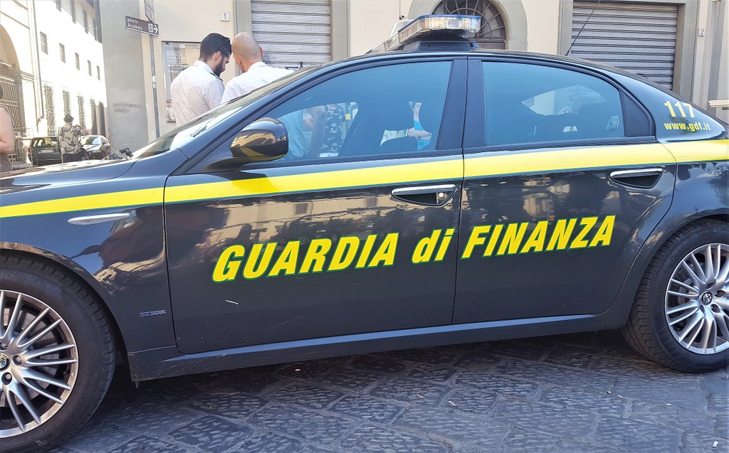 In foto macchina Guardia di Finanza (foto atchivio Antonello Serino - Met Ufficio Stampa)