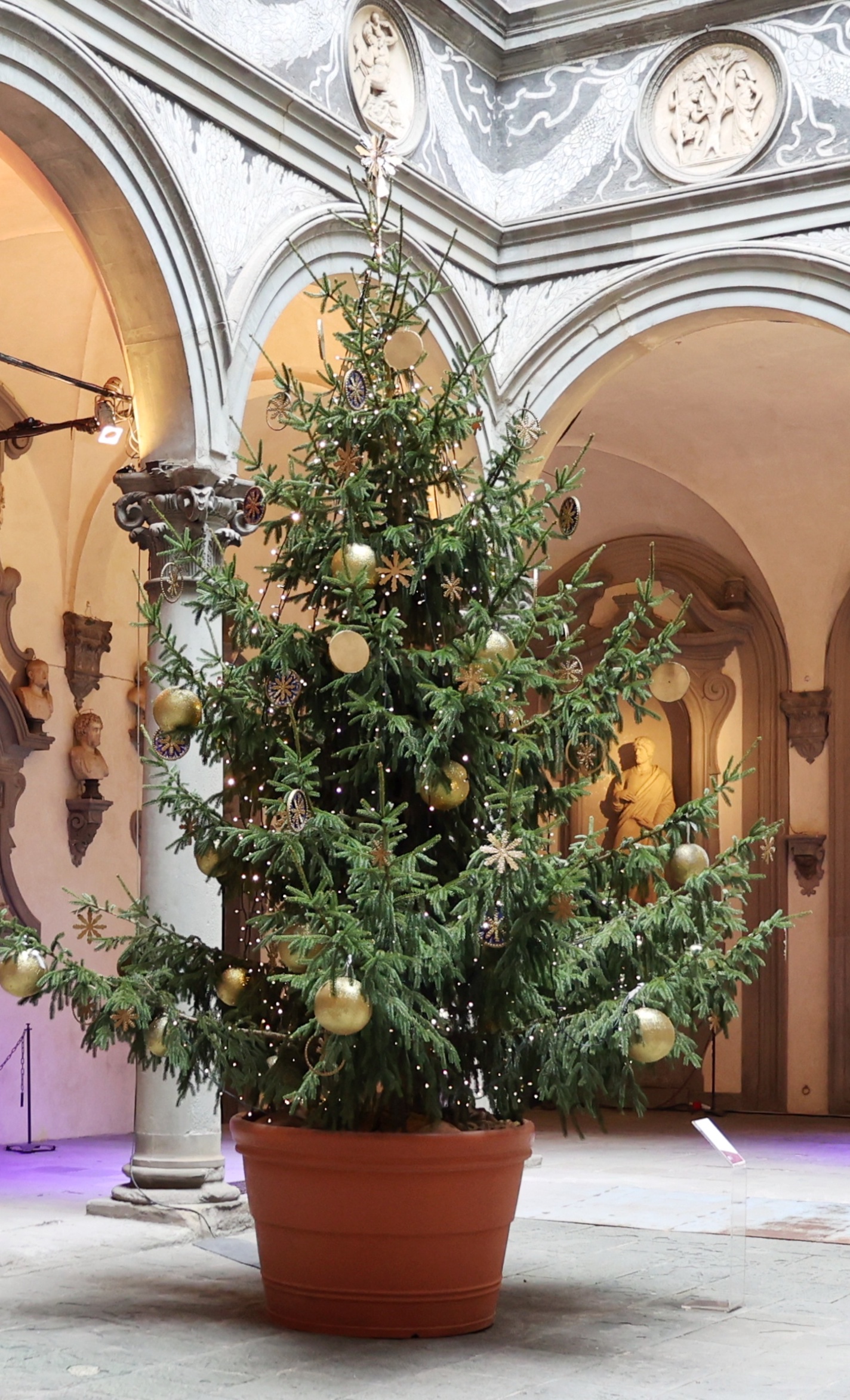 Albero di Natale (foto Antonello Serino - Met Ufficio Stampa)