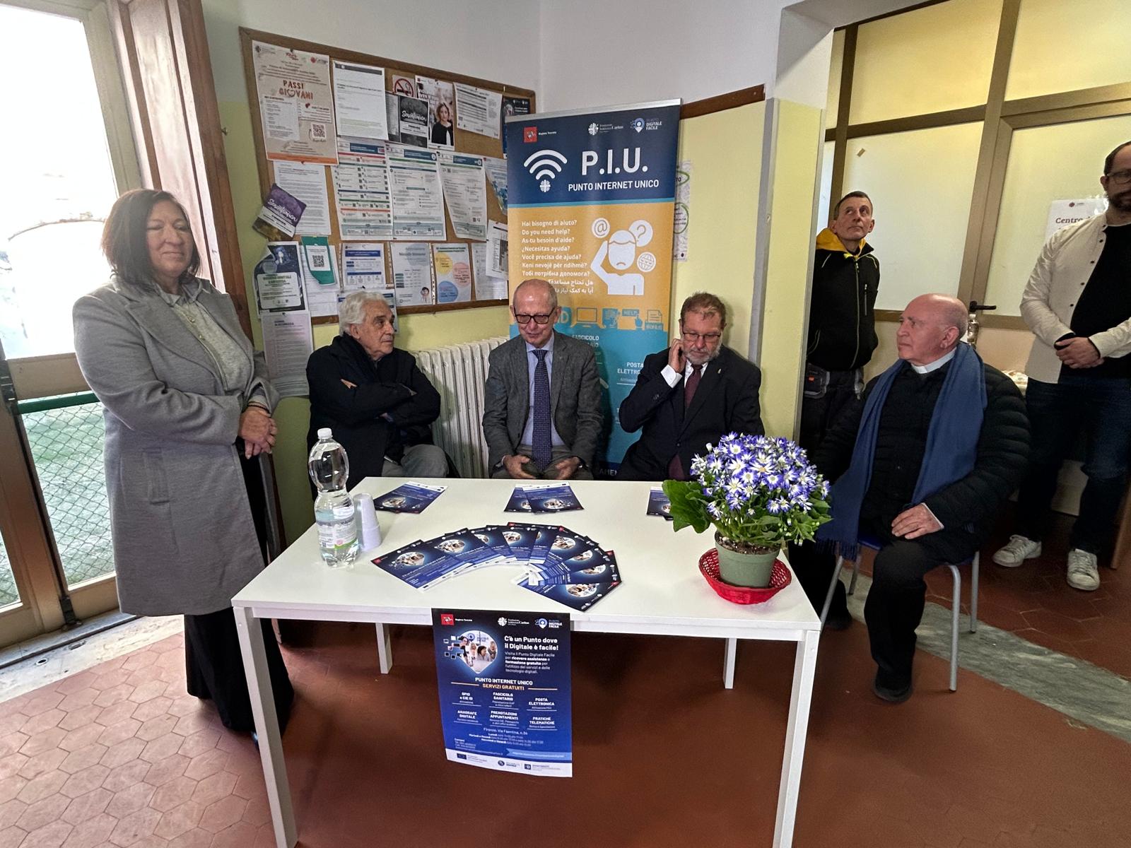 Inaugurato il nuovo Punto Digitale Facile (Fonte foto Caritas Firenze)