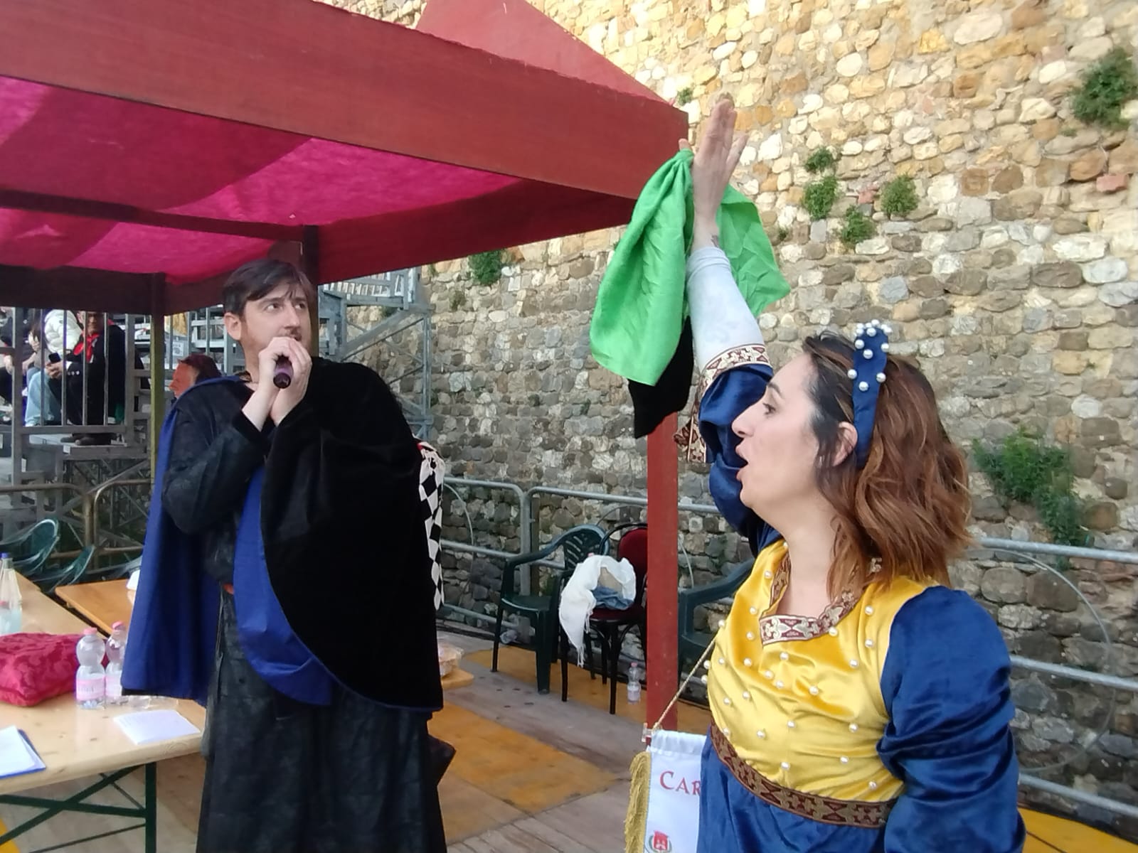 il sindaco Roberto Ciappi e Elisa Ferruzzi (fonte foto comunicato stampa)