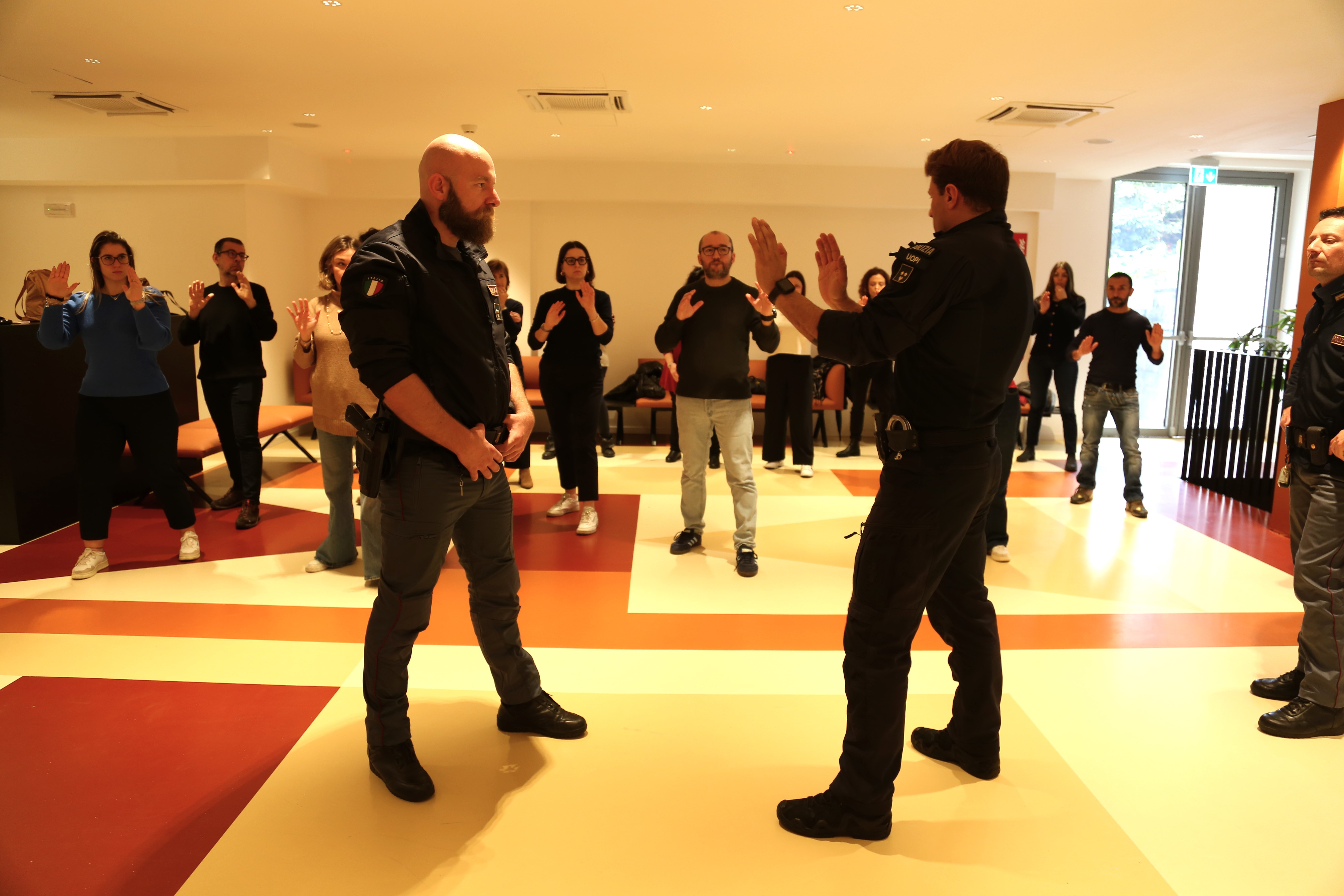Corso della Polizia di Stato per prevenire fenomeni di violenza ai lavoratori del settore (Fonte foto Polizia di Stato)