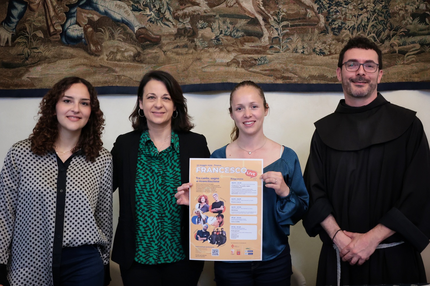 Un momento della presentazione con Sara Tonerini, Claudia Sereni, Letizia Perini e fra Matteo Brena (foto Antonello Serino - Met Ufficio Stampa)