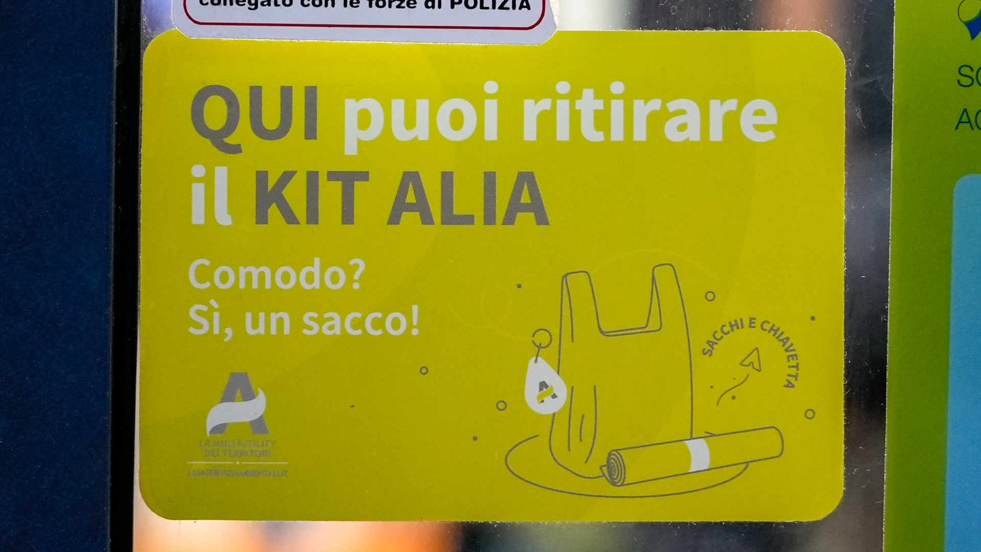 Cartello servizio ritiro kit per la raccolta differenziata (Foto da comunicato Alia Servizi Ambientali)