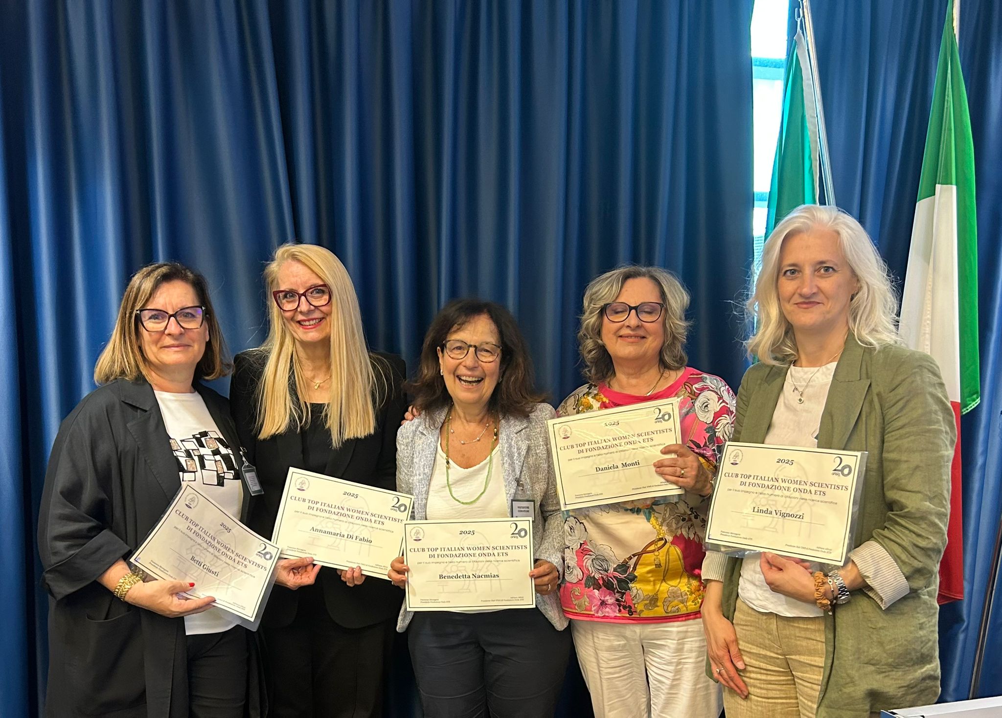 Betti Giusti_Annamaria_Di Fabio_Benedetta Nacmias_Daniela Monti_Linda Vignozzi