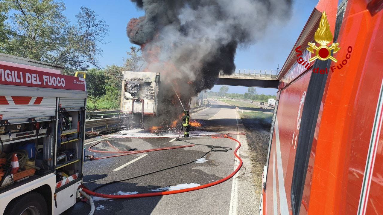 Fonte foto Vigili del Fuoco - Intervento sulla FIPILI