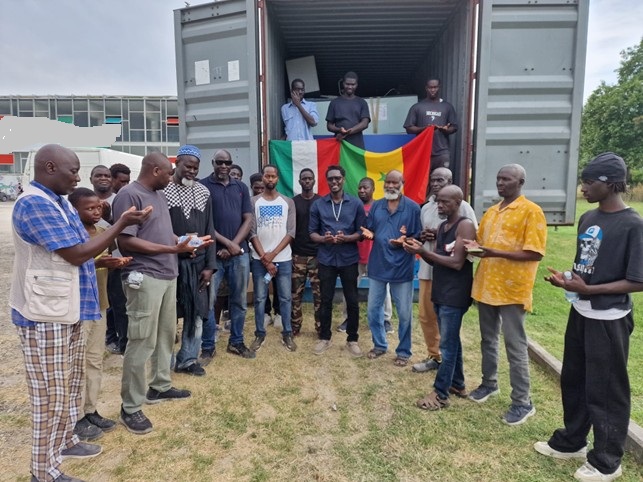 Il container con i beni sanitari (Fonte foto Ausl Toscana Centro)