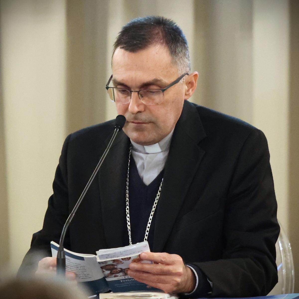 Arcivescovo Gherardo Gambelli (foto archivio Antonello Serino - Met Ufficio Stampa)