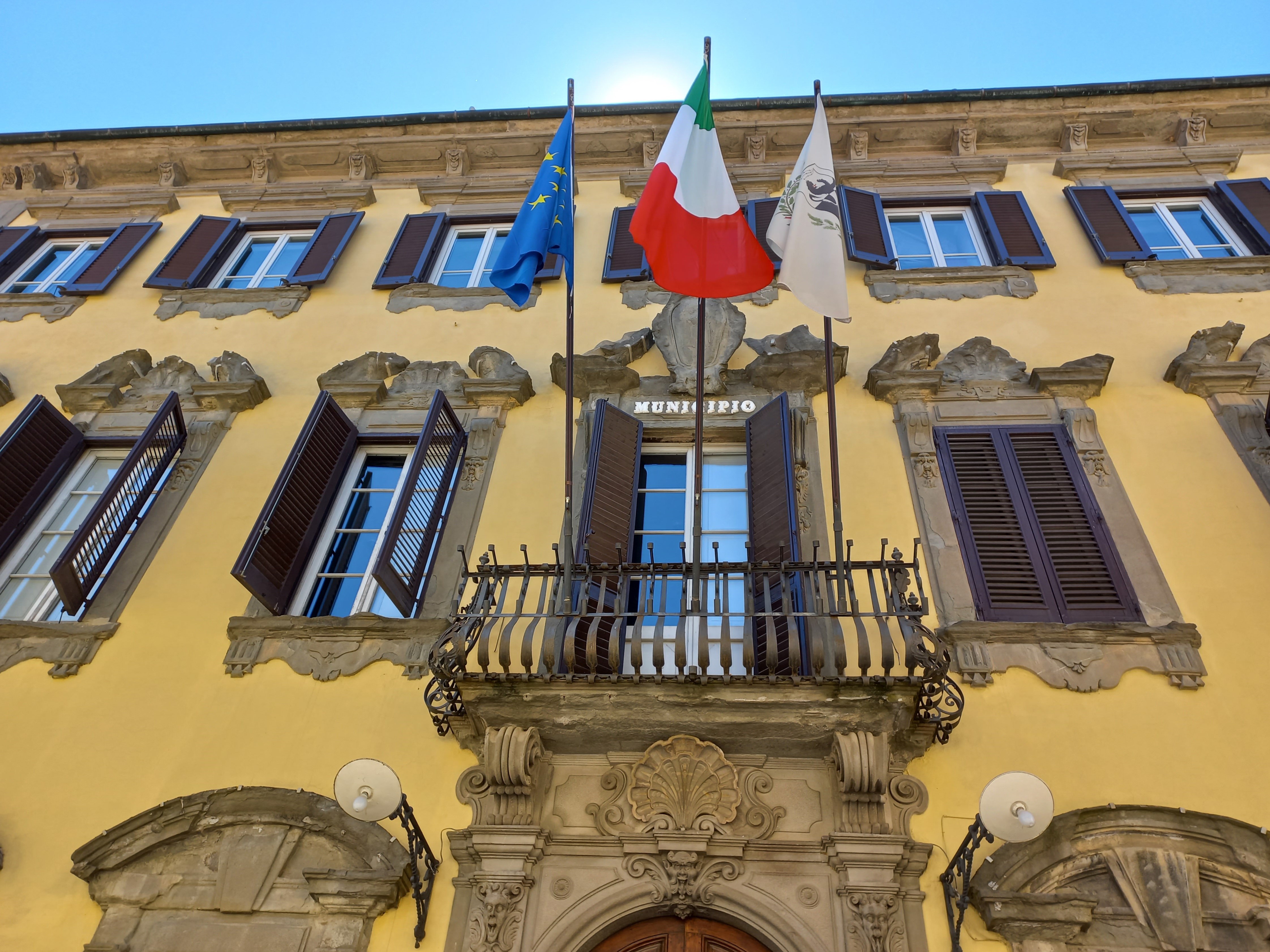 La facciata del palazzo comunale di Fucecchio