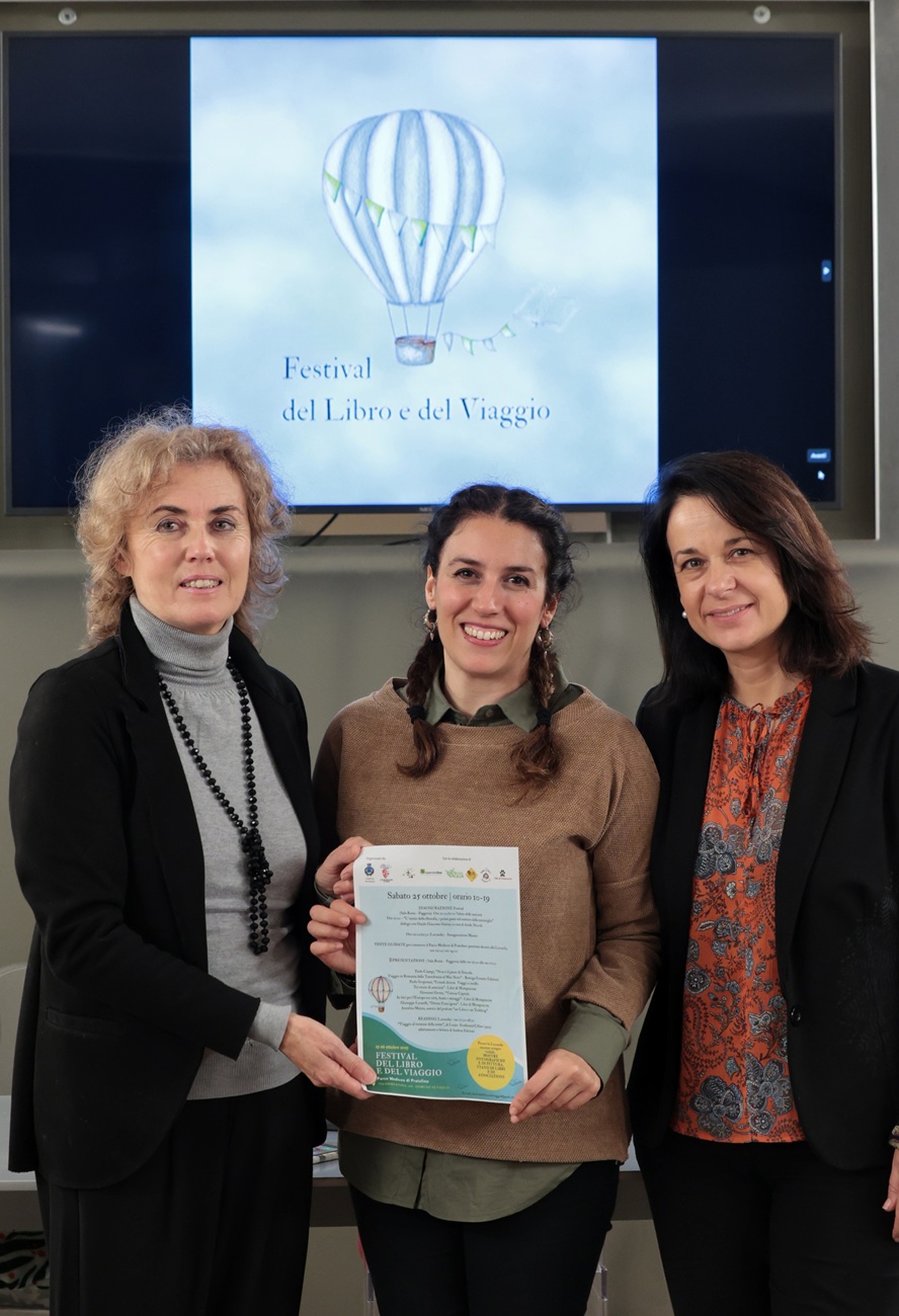 Da sx sindaca di Vaglia Silvia Catani - bibliotecaria di Vaglia Claudia Giusti - consigliera metropolitana Claudia Sereni (foto Antonello Serino - Met Ufficio Stampa)