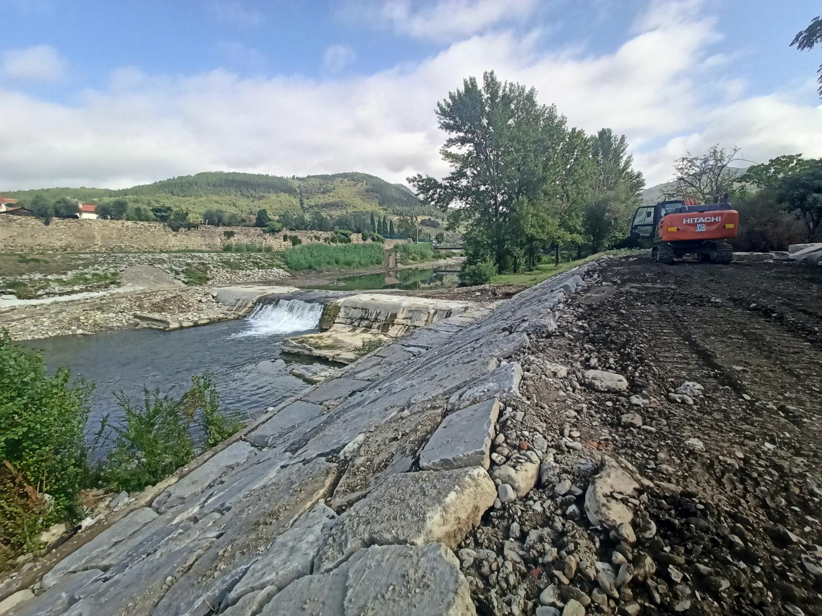 Briglia-Santa-Lucia-Prato-lavori - Foto Consorzio di Bonifica 3 Medio Valdarno