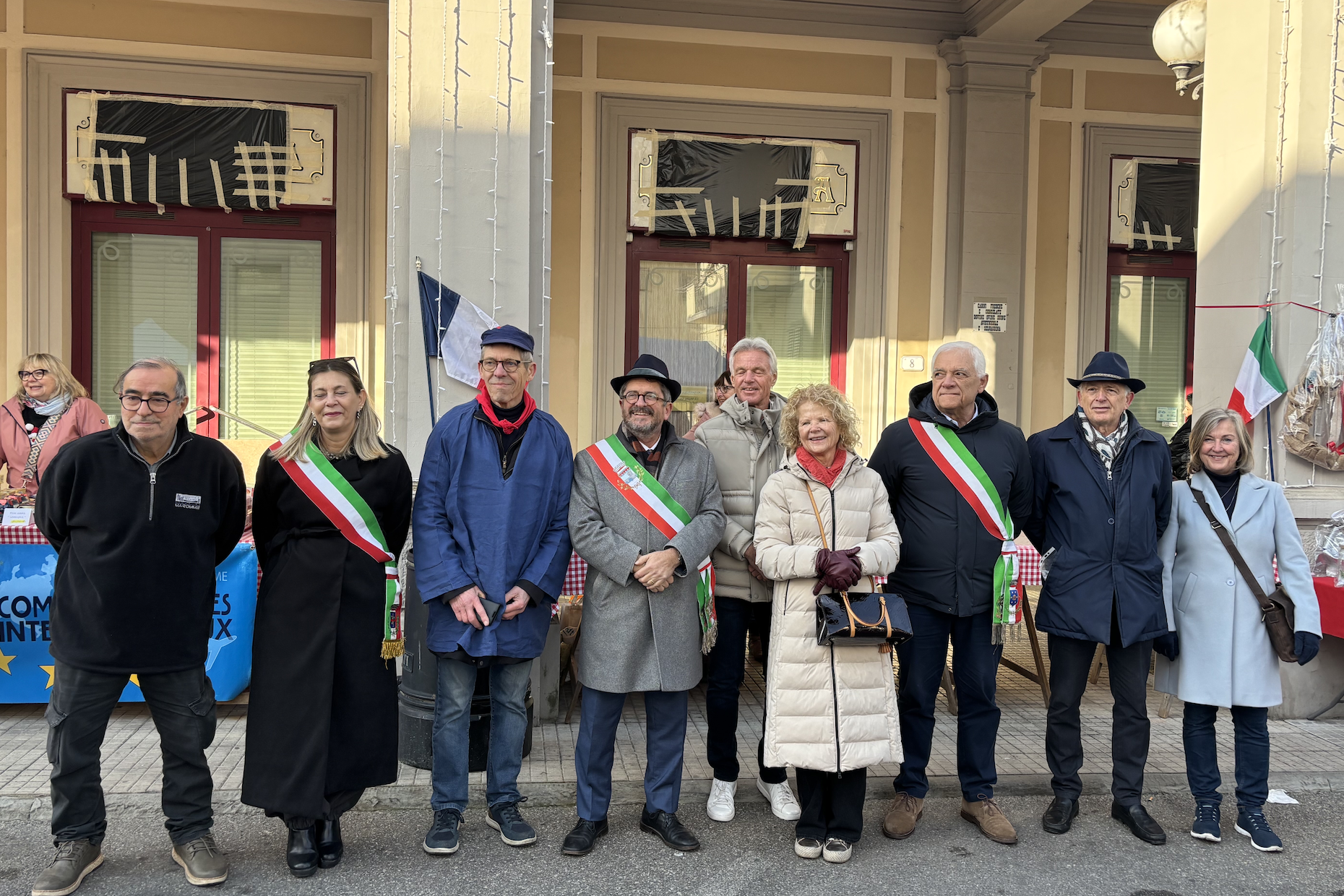 Mercatino dei Paesi Gemellati e per la mostra dedicata al bando mediceo del 1716 (Foto da comunicato Comune di Signa)