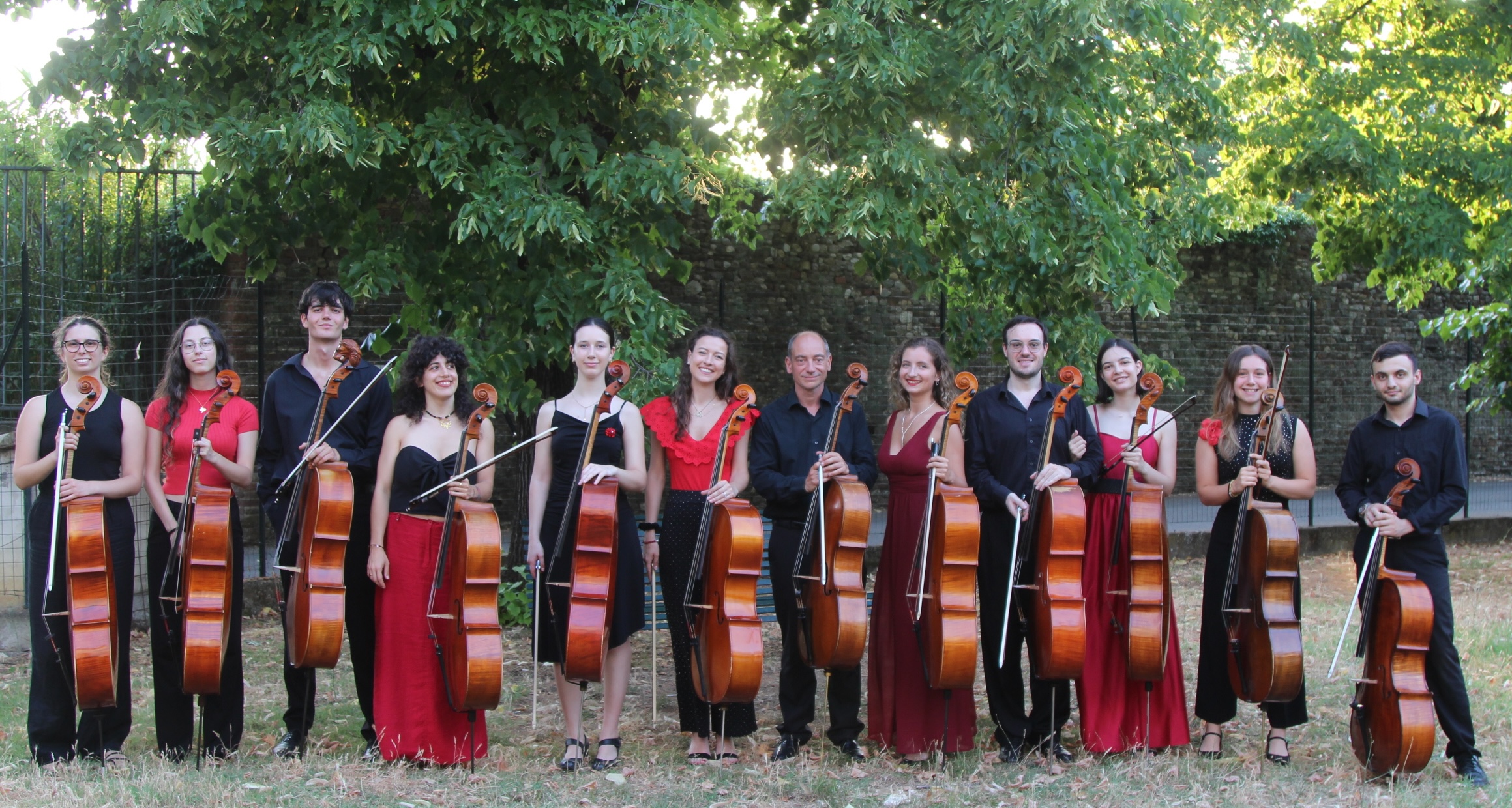 ArkAttak Cello Orchestra (fonte foto Giulia Nuti Agimus) 