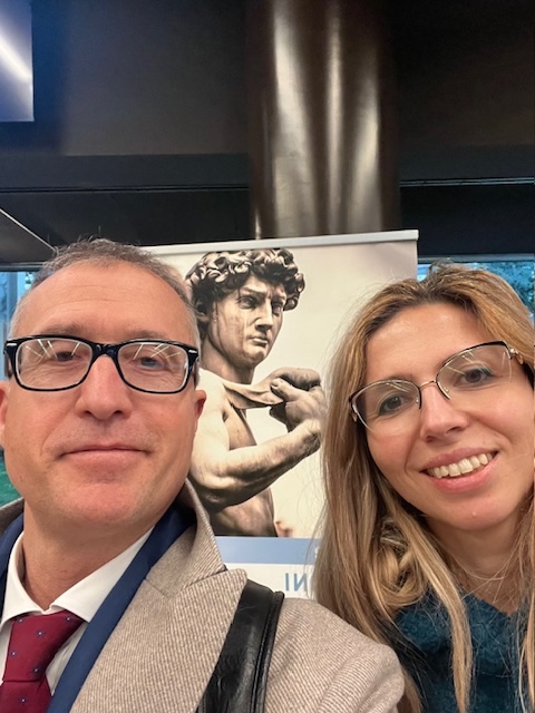 Il dott. Lombardi con la drssa Patrizia Dalla Caneva (Fonte foto Ausl Toscana Centro)