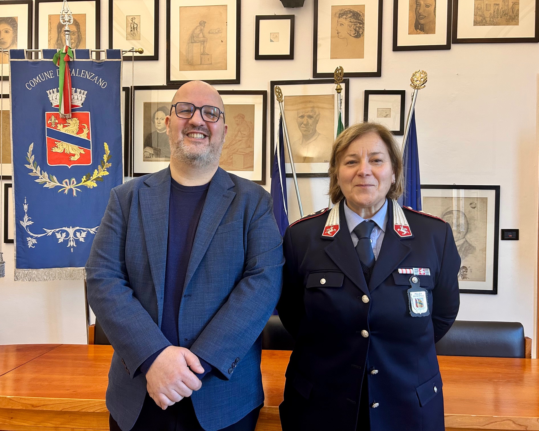 L'assessore Marco Venturini e il comandante del corpo di Polizia locale Maria Pia Pelagatti (Fonte foto comunicato Comune di Calenzano)