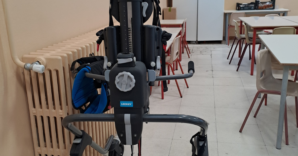 Empoli. Il deambulatore pediatrico ha assolto il suo compito a scuola, il Comune lo rende disponibile in comodato