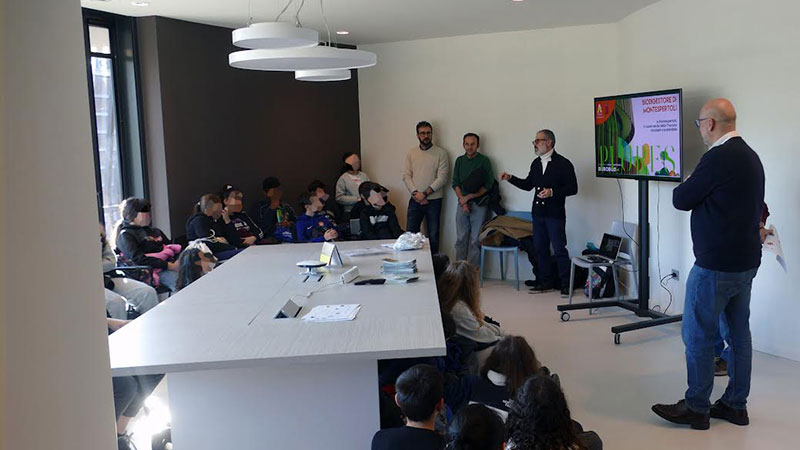 Vinci. I ragazzi delle scuole medie con gli assessori per scoprire come vengono rigenerati i rifiuti