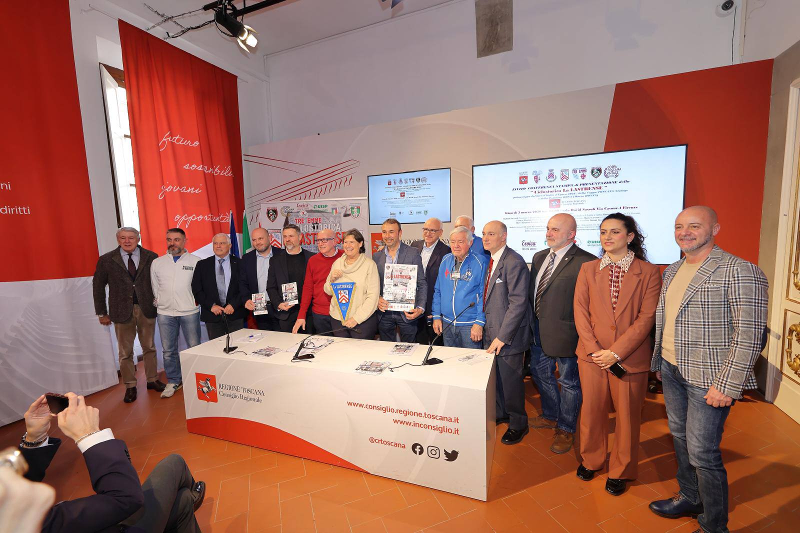 La conferenza stampa di presentazione (foto del Comune di Lastra a Signa)