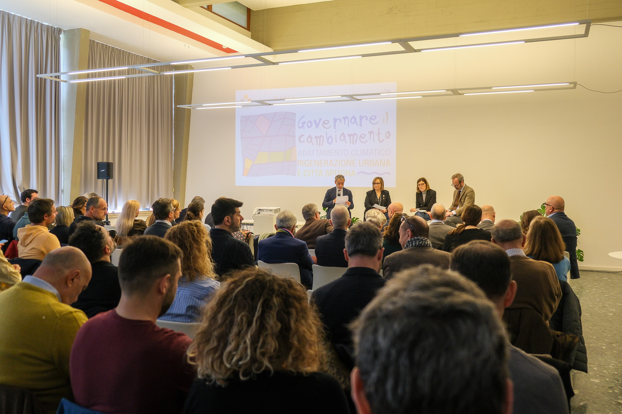 Presentazione di Anci Toscana e Plures dello studio pilota di Fondazione Ewa (Fonte foto comunicato stampa Anci Toscana)