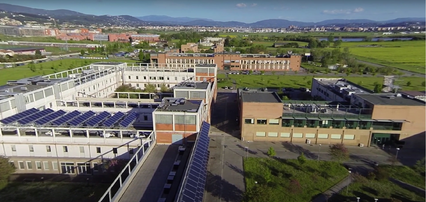 Immagine aerea del Campus scientifico di Sesto Fiorentino (Fonte foto Università degli Studi di Firenze)