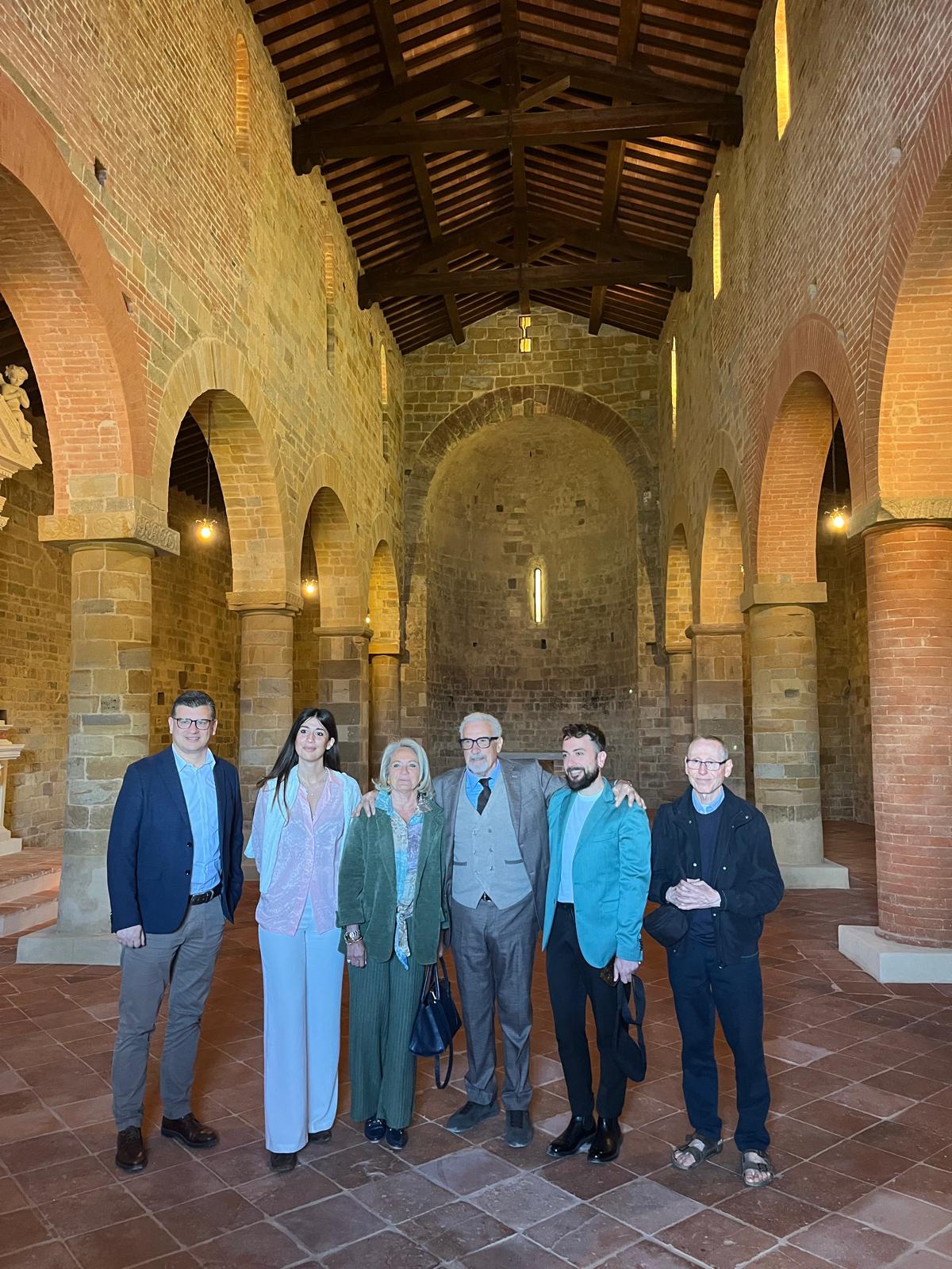 gli interni della Pieve