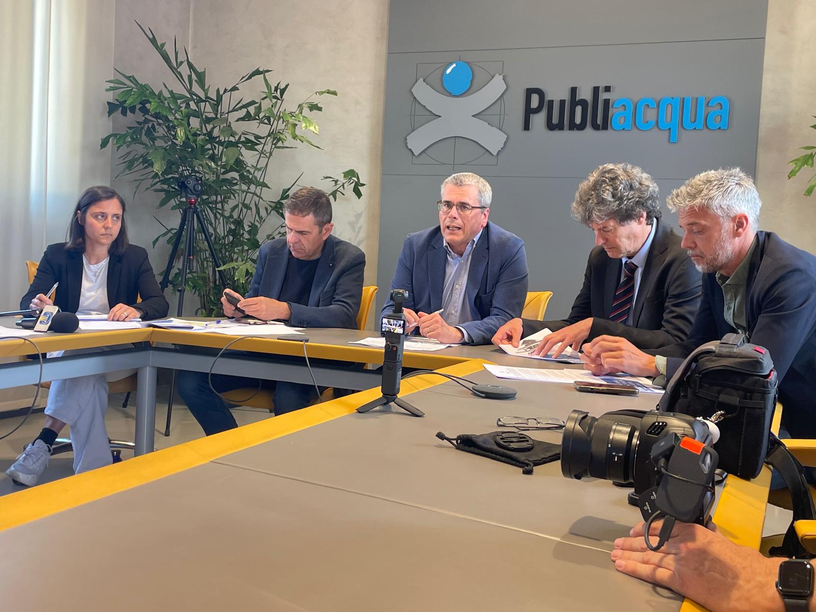 Un momento della conferenza stampa (Fonte foto comunicato Publiacqua)
