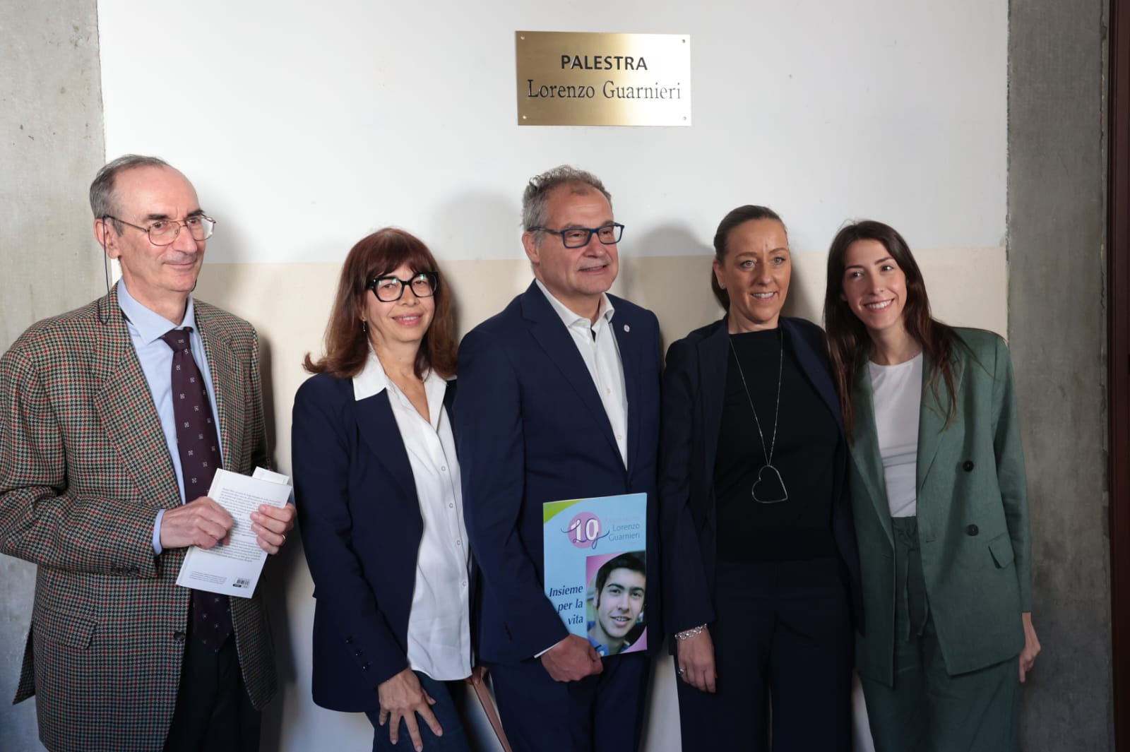 L'intitolazione della palestra del liceo Castelnuovo di Firenze a Lorenzo Guarnieri (Foto di Antonello Serino, Met Ufficio Stampa)