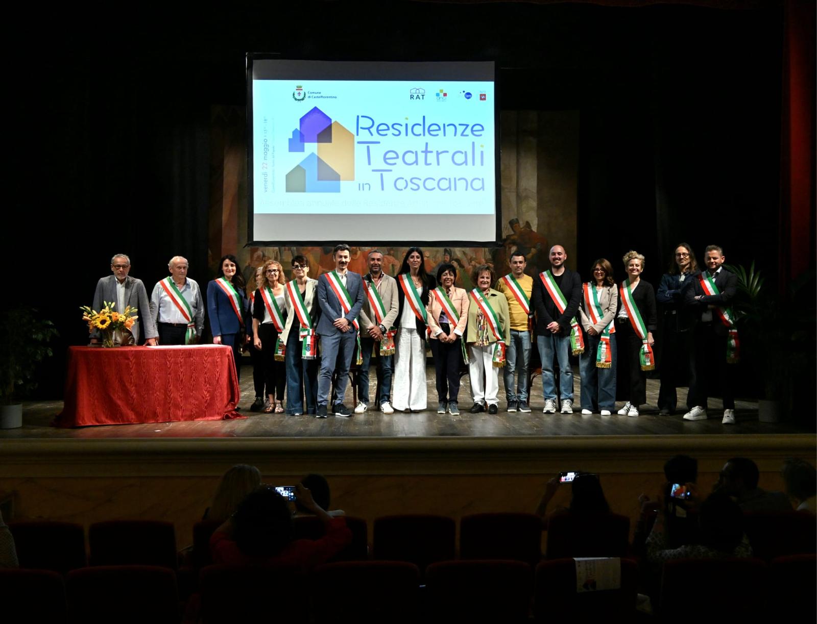 foto di gruppo dei Sindaci