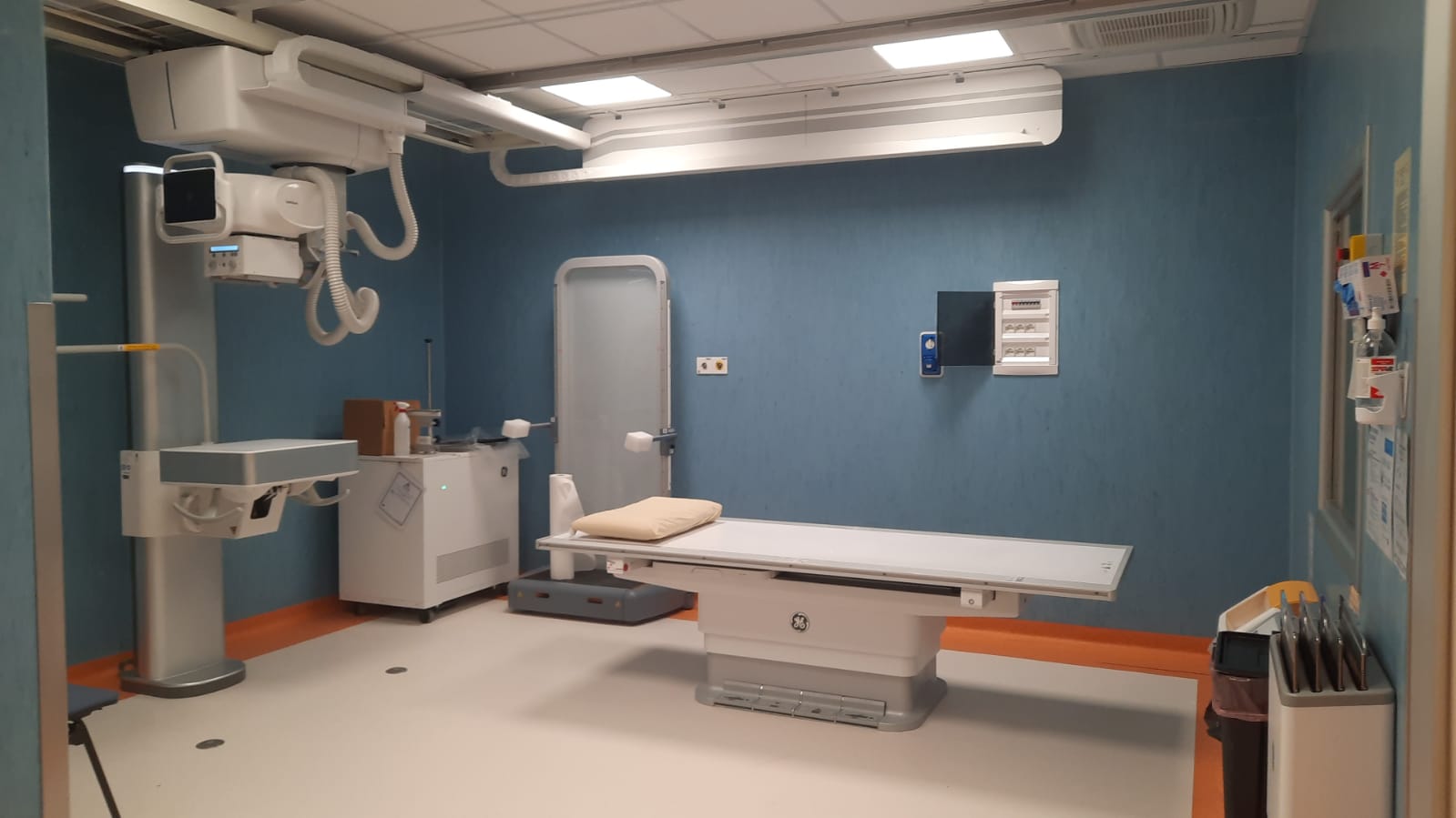La nuova diagnostica con tubo pensile sostituita lo scorso anno (Fonte foto comunicato Ausl Toscana Centro)