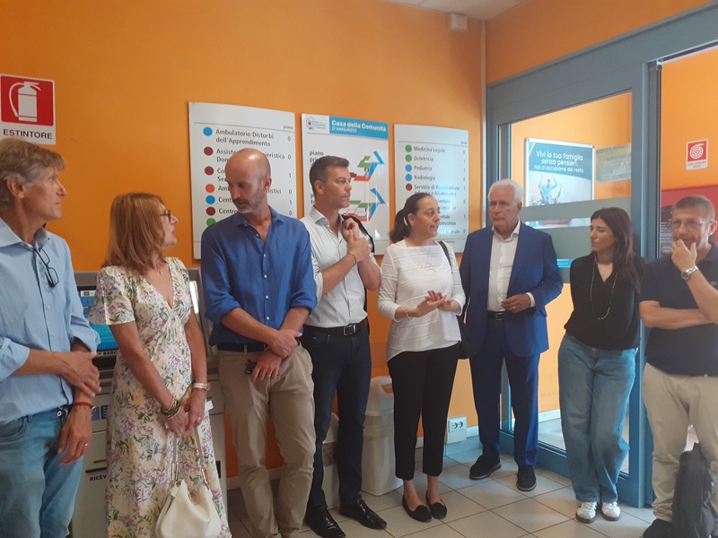 Interventi delle autorità durante l'inaugurazione (Fonte foto Ausl Toscana Centro)