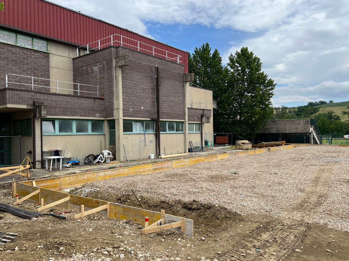 Il cantiere della nuova palestra di Molino del Ponte (Fonte foto comunicato Comune di Montespertoli)