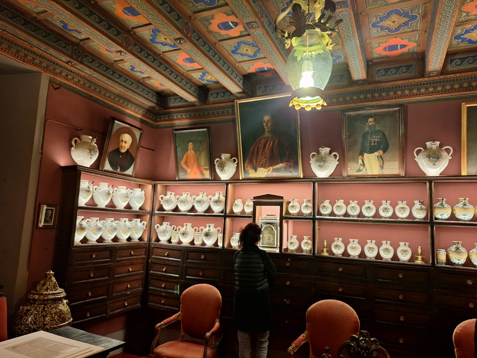 Dentro l'Antica Spezieria del Serristori