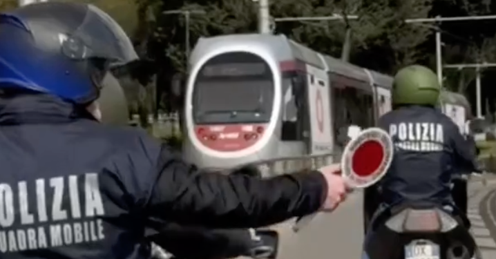 Controlli Polizia di Stato (foto frame da video)