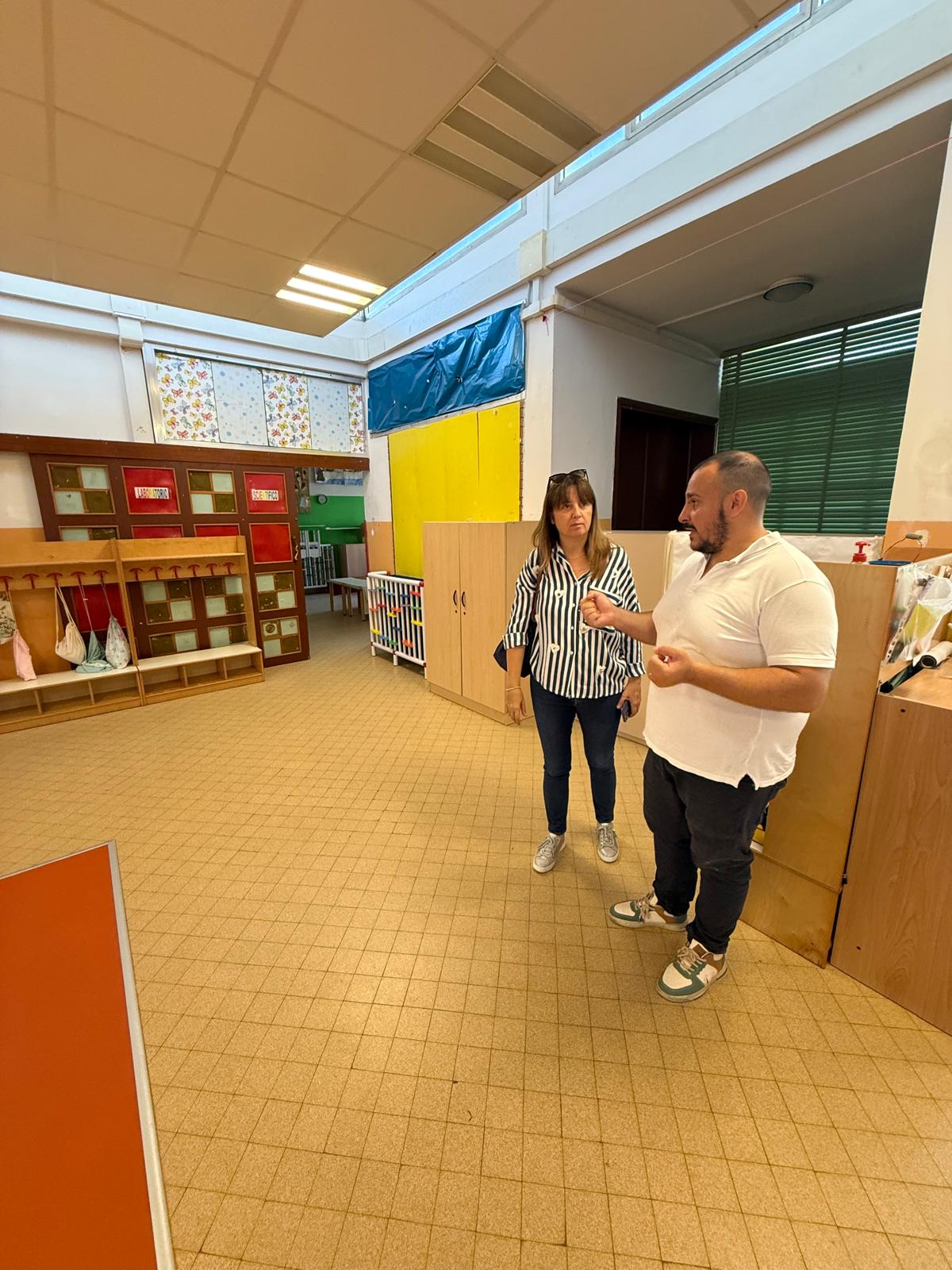 Sopralluogo Donnini - Manutenzioni nelle scuole durante le vacanze estive (Fonte foto comunicato Comune di Fucecchio)