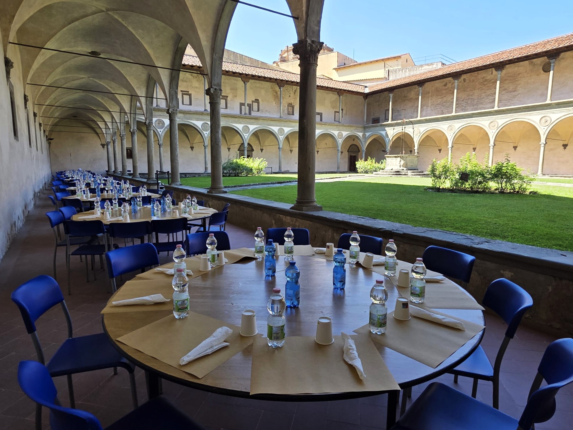 Pranzo comunitario (Fonte foto comunicato Opera di Santa Croce)