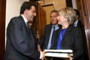 L'incontro fra il presidente Renzi, il Ministro Rutelli e Hillary Clinton