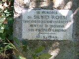 Monumento a una vittima della strage di Ceppeto (Foto Giovanni Baldini dal portale resistenzatoscana.it)