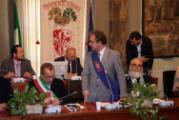 Il presidente Barducci parla all'ultima seduta del Consiglio provinciale di Firenze (foto Antonello Serino - Met)