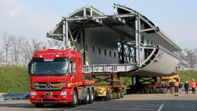 Immagini di repertorio - Trasportoeccezionale (FontefotocomuneFirenze) 