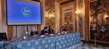Il giornalista Federico Monechi presenta Accordo d'intesa (fonte foto Domenico Costanzo)