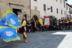 Bandiere in alto e archi pronti: il Corteo Storico fa "scuola" a Signa e cerca nuove leve (Fonte foto Comune di Signa)